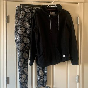 ✨New Listing✨Sweat Suit - Jacket & Skull Pants